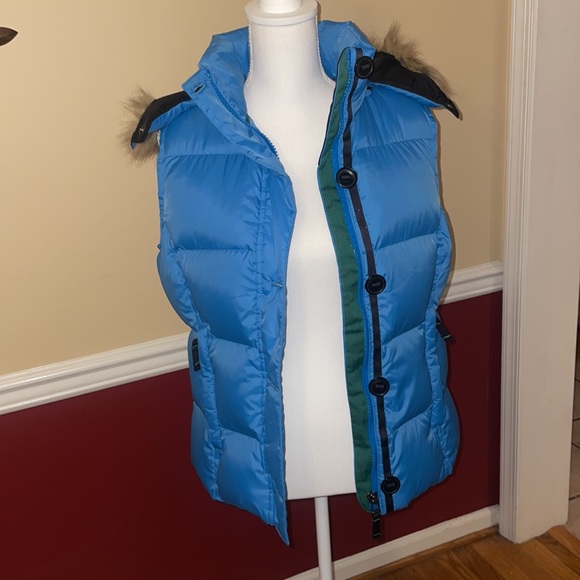 EUC L.L. Bean Goose-down Vest - Picture 4 of 7